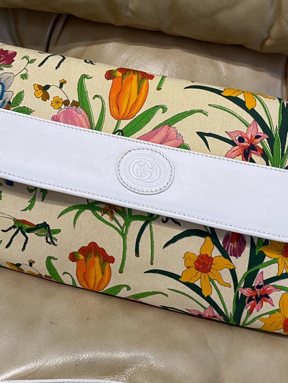 SALE Gucci Large Vintage Flora Shoulder Bag COA Floral Canvas Leather Clutch - Picture 3 of 15